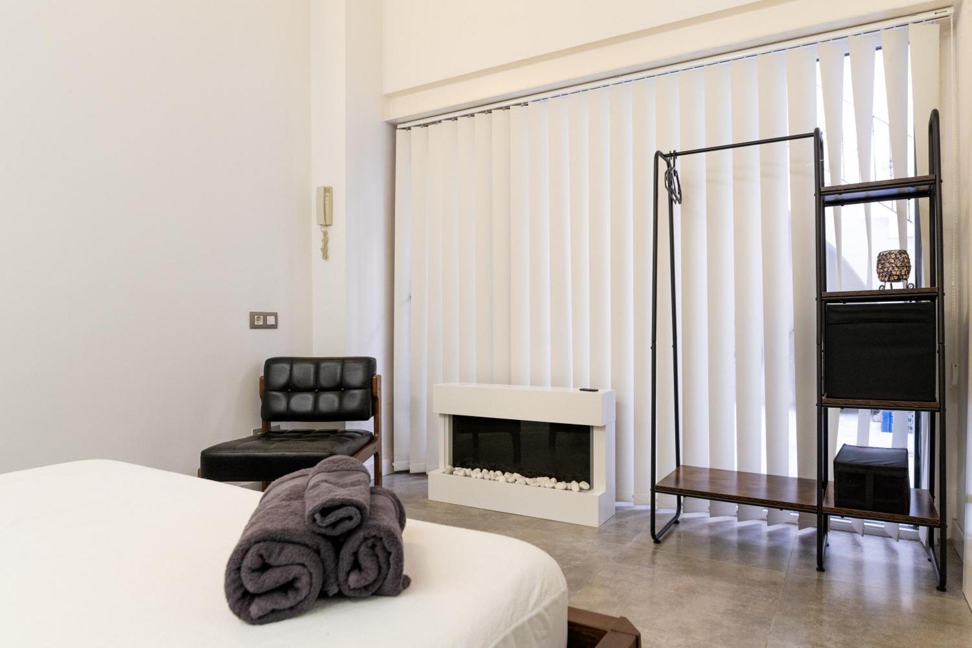 Moderno Y Tranquilo En El Centro Apartment Seville Ngoại thất bức ảnh